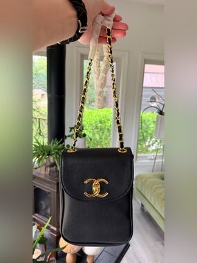PRICE FIRM Chanel Makeup Dual Design Handbag w Gold Hardware NEW in Makeup Box
